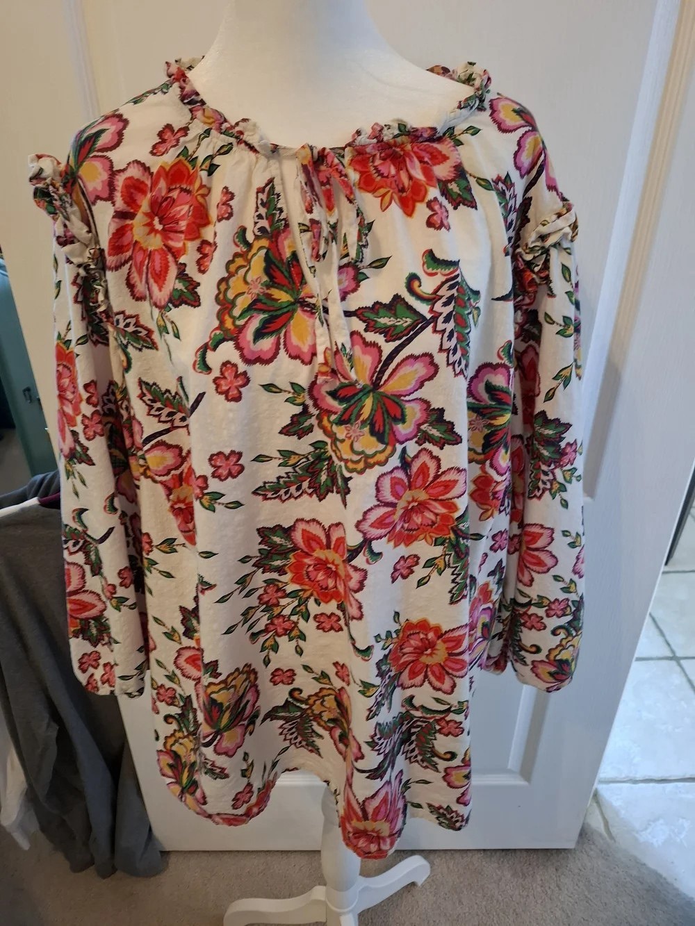 Women’s Floral Cream Peasant Blouse - Boho Long Sleeve